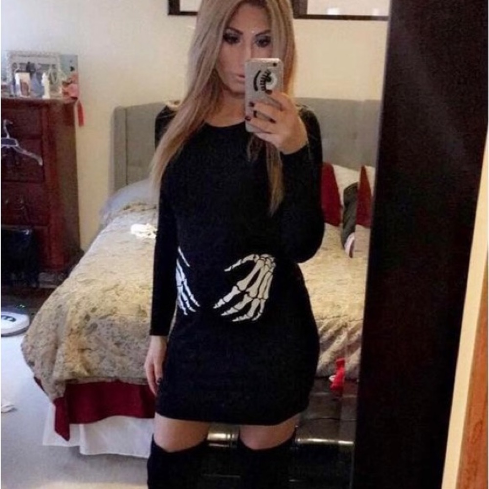 MATERNITY SKELETON HANDS HALLOWEEN BODYCON DRESS